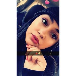 Meet your Posher, Sonia